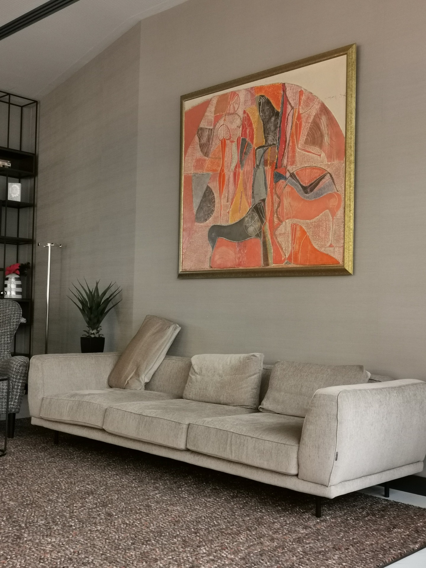 LowBack Sofas Advantages and Disadvantages